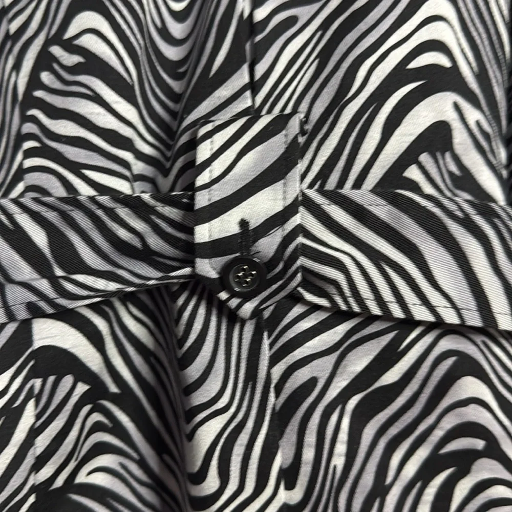 Stylish Julie Mitchell Zebra Print Women's Coat size XL petite